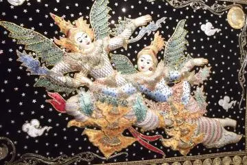 The embroidered decoration