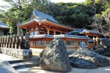 Daishido Hall is a newer building dedicated to Kobo Daishi