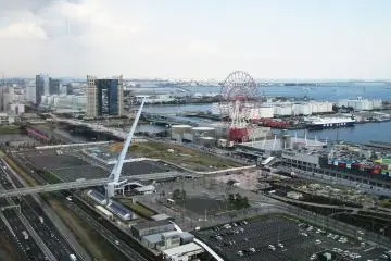 The view towards the water front in Odaiba