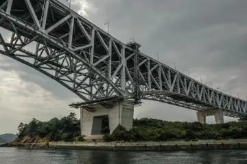 Going underneath the bridge by boat