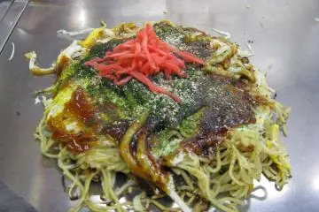 Okonomiyaki is ready! Itadakemasu!