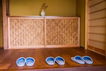Step up into the house Japanese-style