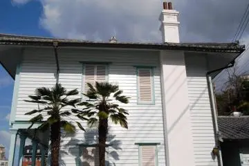 Two story Western-style houses offered much space for Nagasaki's foreign families in the old days