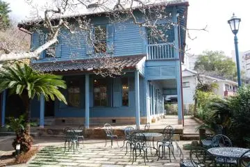 No.13, Higashiyamate, Nagasaki - This Western-style house is now a cafe