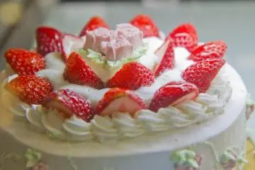 They've got cakes