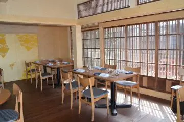 서쪽 자리