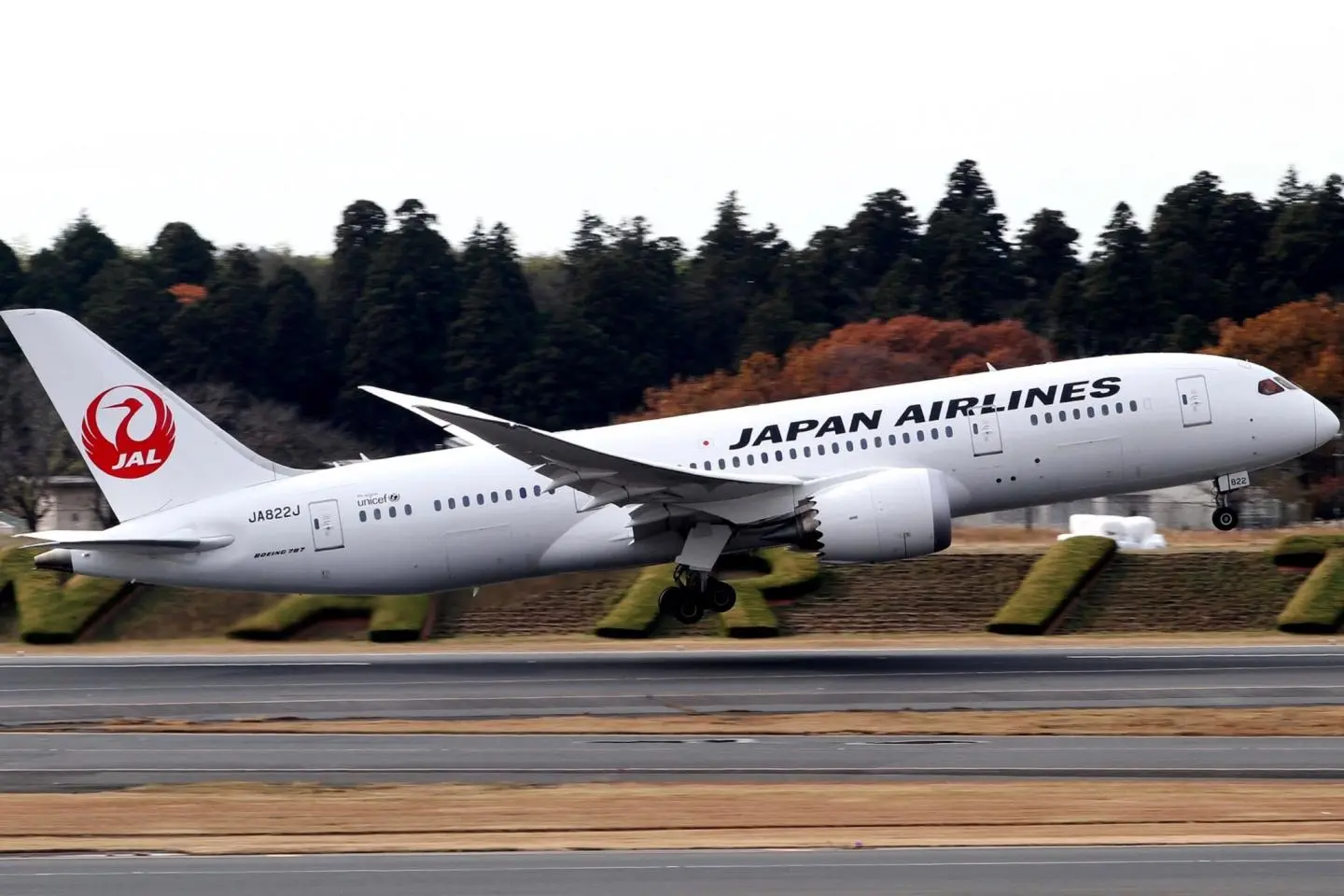Fly Melbourne to Tokyo with JAL