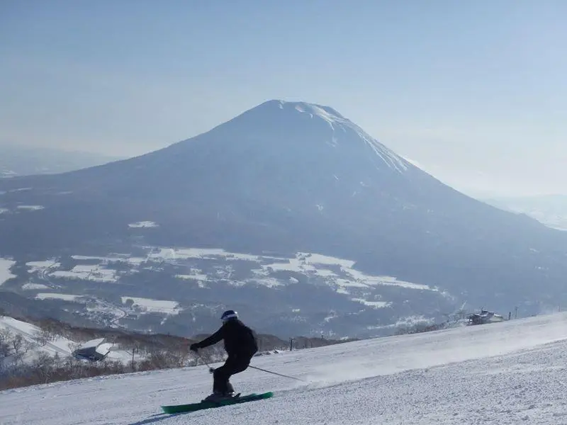 Snowboarding on Mount Yotei - Niseko, Hokkaido - Japan Travel