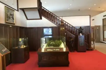 Gallery image