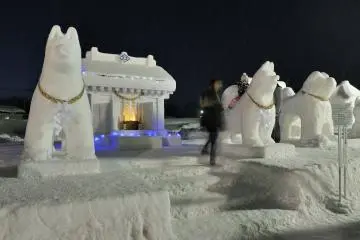Festival Inukko di malam hari