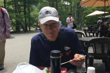 Enjoying bento near Kappa-bashi Bridge