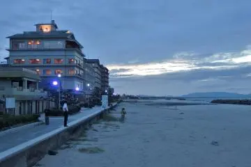 The walking path & beach, early evening