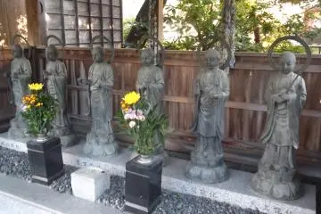 Gallery image