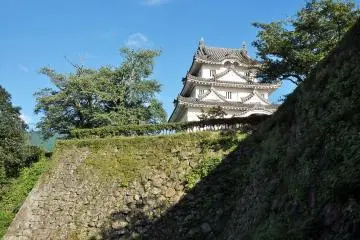 It is a steep climb to the main keep