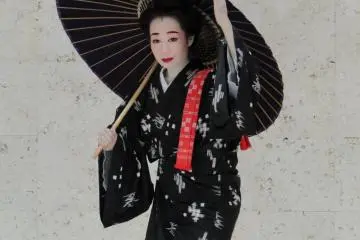 The umbrella dance