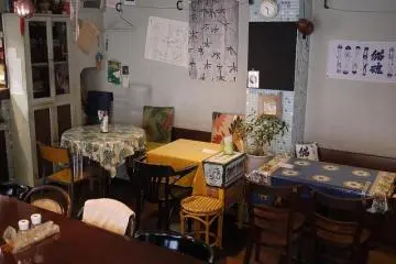 kathmandu chai shop style interior