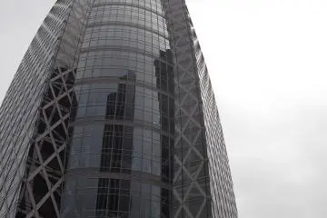 It has a sleek profile