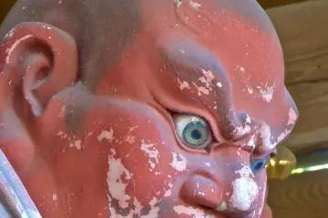 The eyes of the Guardian God are made of crystal