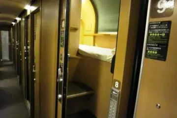 Comfortable Solo Compartments on the Tokyo to Takamatsu Train