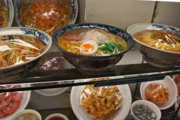 Ramen & udon: From a distance the food looks definitely real—great Japanese craftmanship