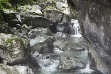 Outside Nippara Shonyudo Caves