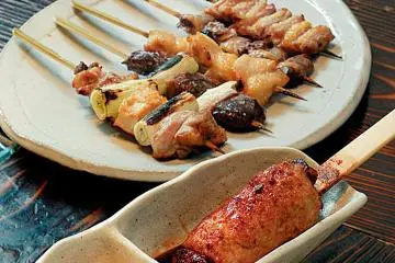 Brocheta de arroz "Kiritanpo" 