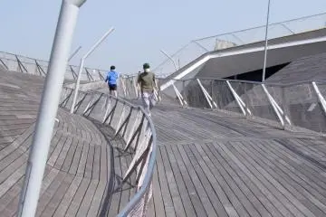 부두 입구