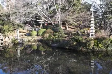On a still day the reflection is strikingly clear