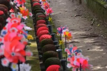 The long row of jizo goes on and on and on