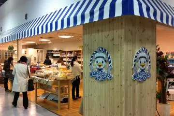 Yokosuka Souvenir Shop
