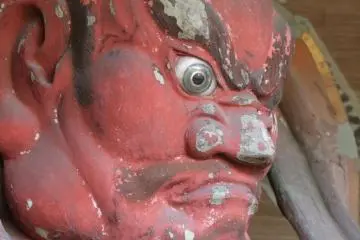 It is very rare to be able to get so close to these beautiful statues