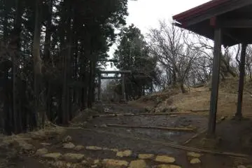 Muddy, rocky, slippery, unsteady