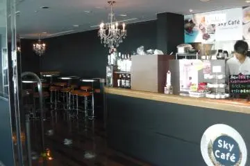 Gallery image