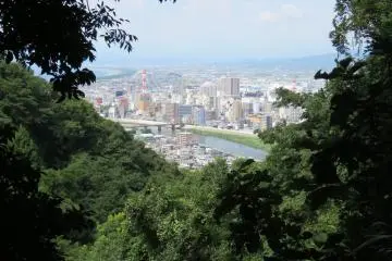 View along trail of Kankiyama Park