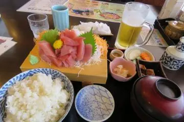 Lunch on Gourmet Street