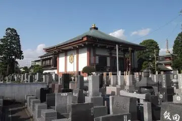 Makam dan aula