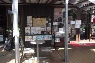 Gallery image