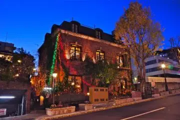 Christmas time light-up of Kitanozaka Nishimura Coffee shop (Photo: Manish)