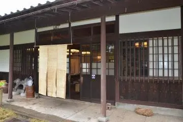Gallery image