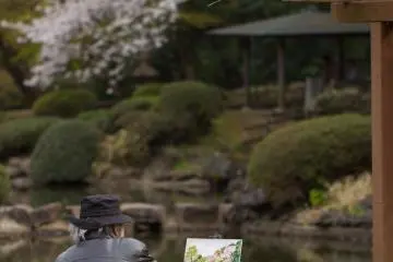 A painter is enjoying this more quiet part, too