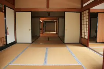 Inside the Honjin
