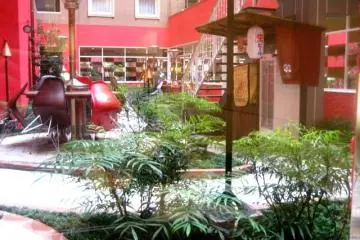 Pleasant Courtyard and Beer Garden in Toyoko Inn Shinagawa Tennozu Isle Tokyo