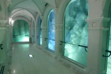 Ice corridor