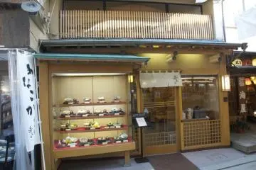 Plastic versions of the dishes in the window