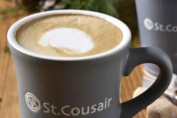 Hot drinks in the Delicatessen