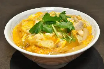 Photo: <a href="https://en.wikipedia.org/wiki/Donburi" target="_blank" rel="noreferrer noopener nofollow">Ocdp </a>