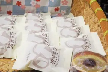Pemilik Kenchi Okumura mengatakan kalau dorayaki merupakan kudapan yang paling populer