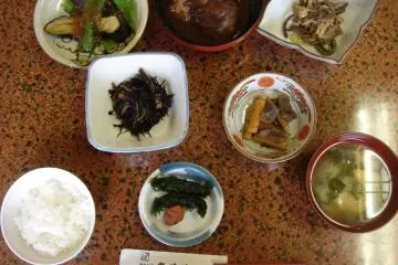 Breakfast at the shukubo