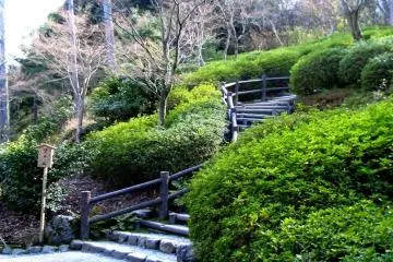 There are many immaculate strolling gardens within earshot of Arashiyama Station