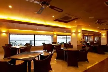 Kanro Restaurant at the Hyakuna Garan Resort
